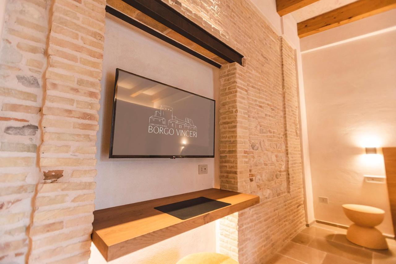 Borgo Vinceri Villa Lucera Ngoại thất bức ảnh