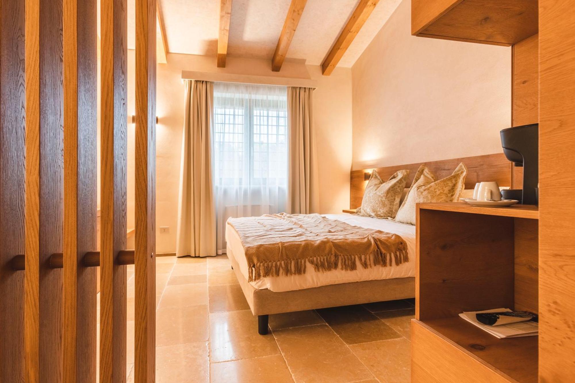 Borgo Vinceri Villa Lucera Ngoại thất bức ảnh